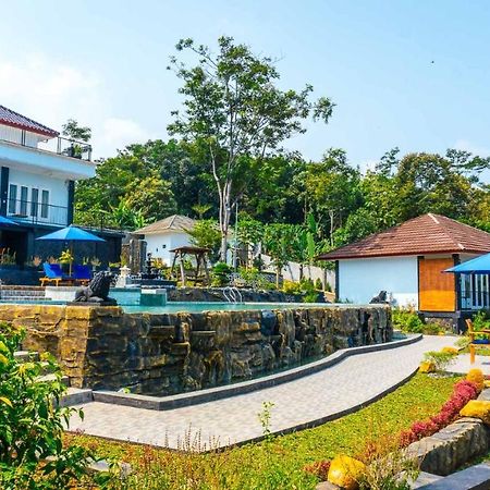 House Of Belasun Pelabuhan Ratu Esterno foto