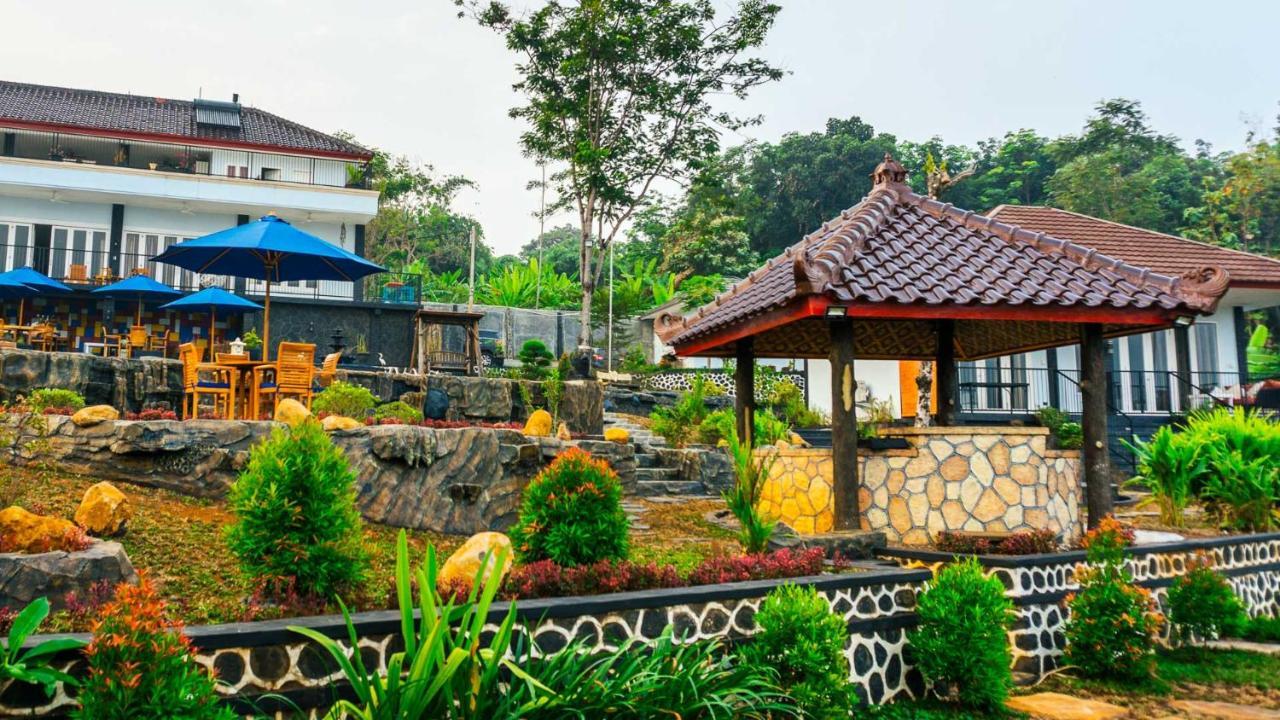House Of Belasun Pelabuhan Ratu Esterno foto