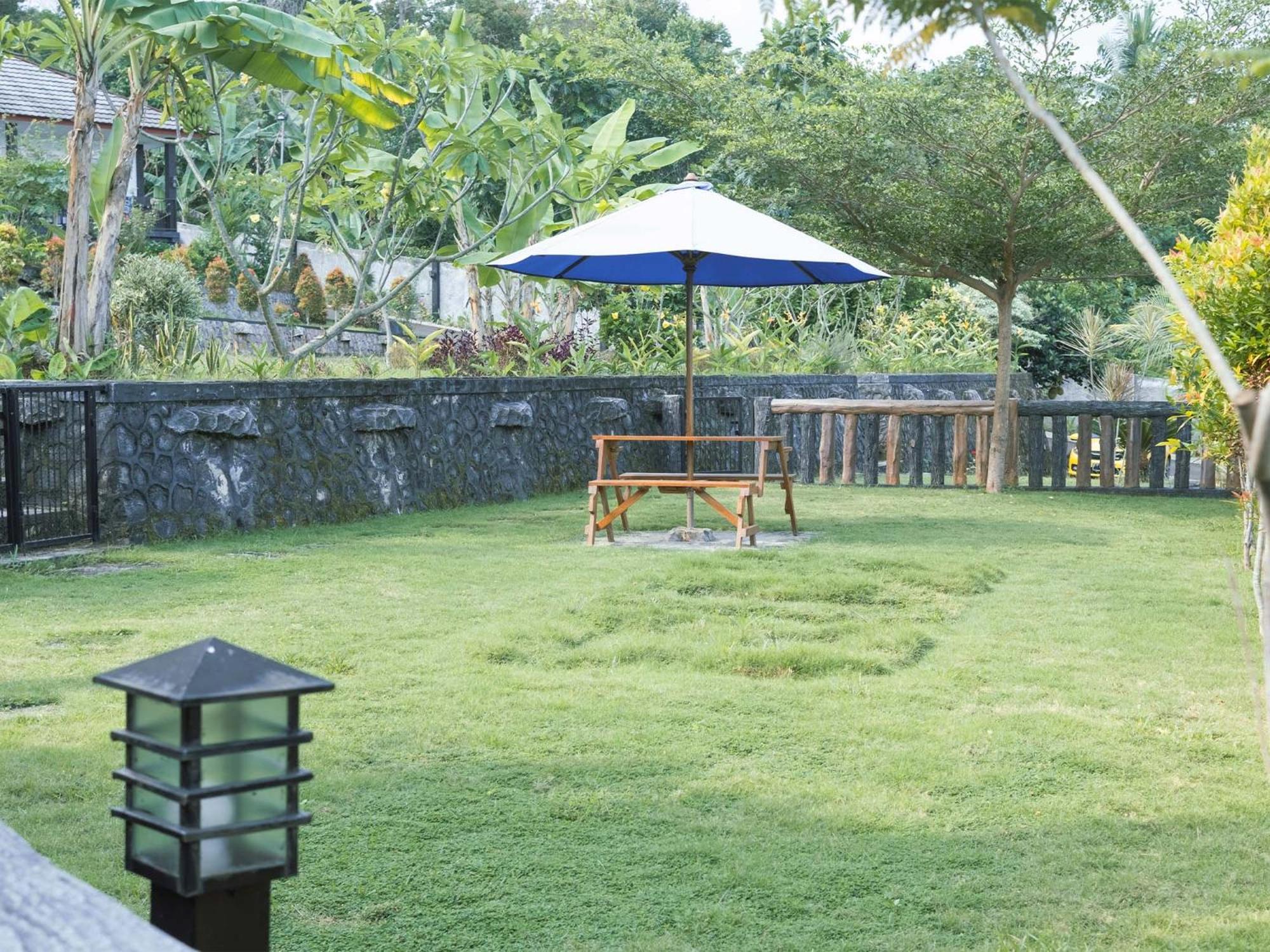 House Of Belasun Pelabuhan Ratu Esterno foto